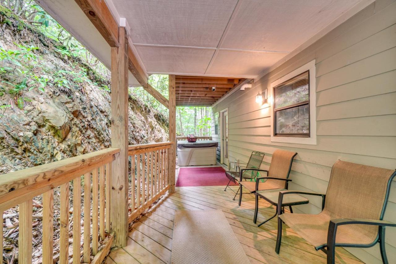Gatlinburg Vacation Rental Balcony With Hot Tub! Bagian luar foto
