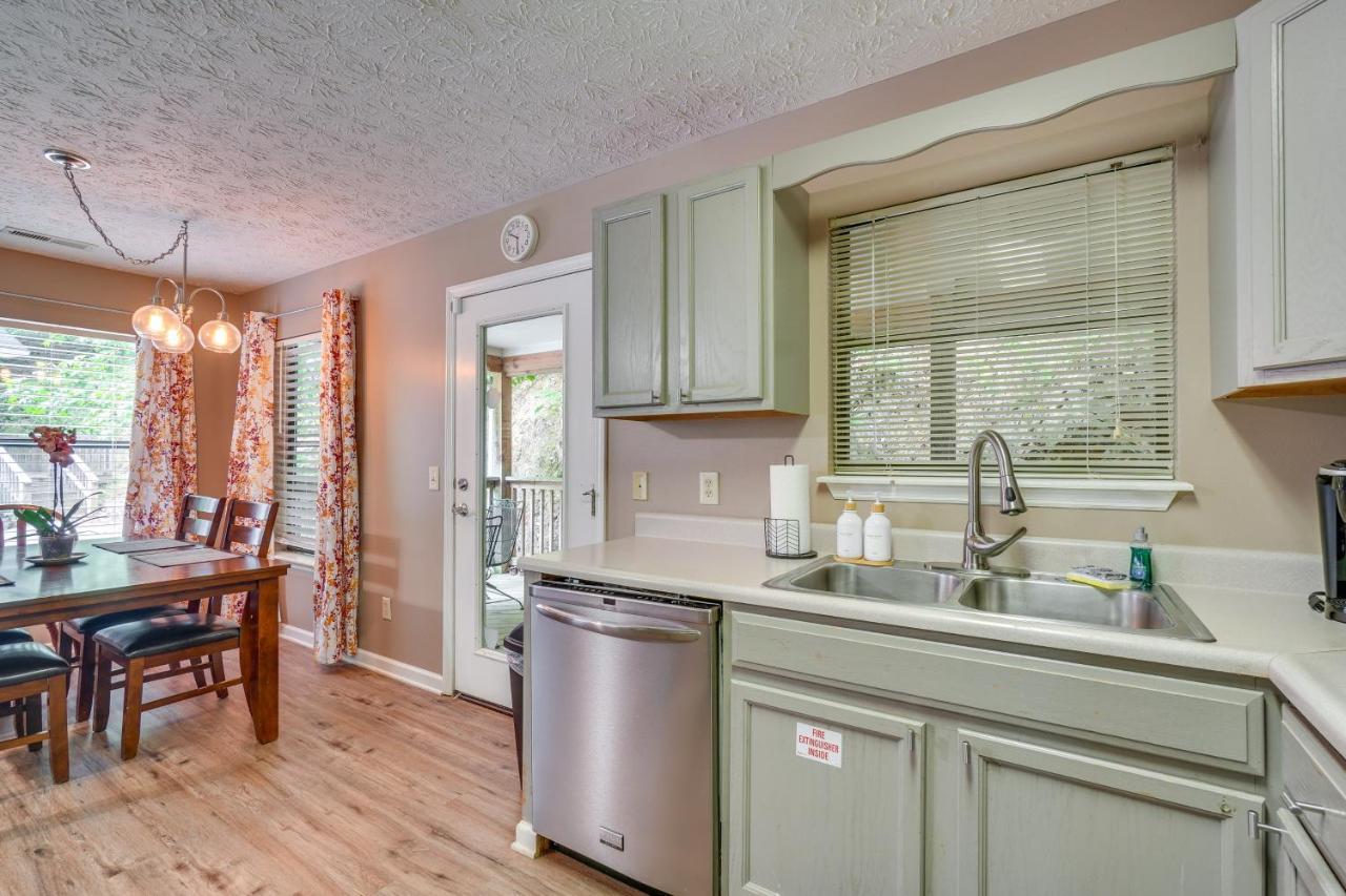 Gatlinburg Vacation Rental Balcony With Hot Tub! Bagian luar foto