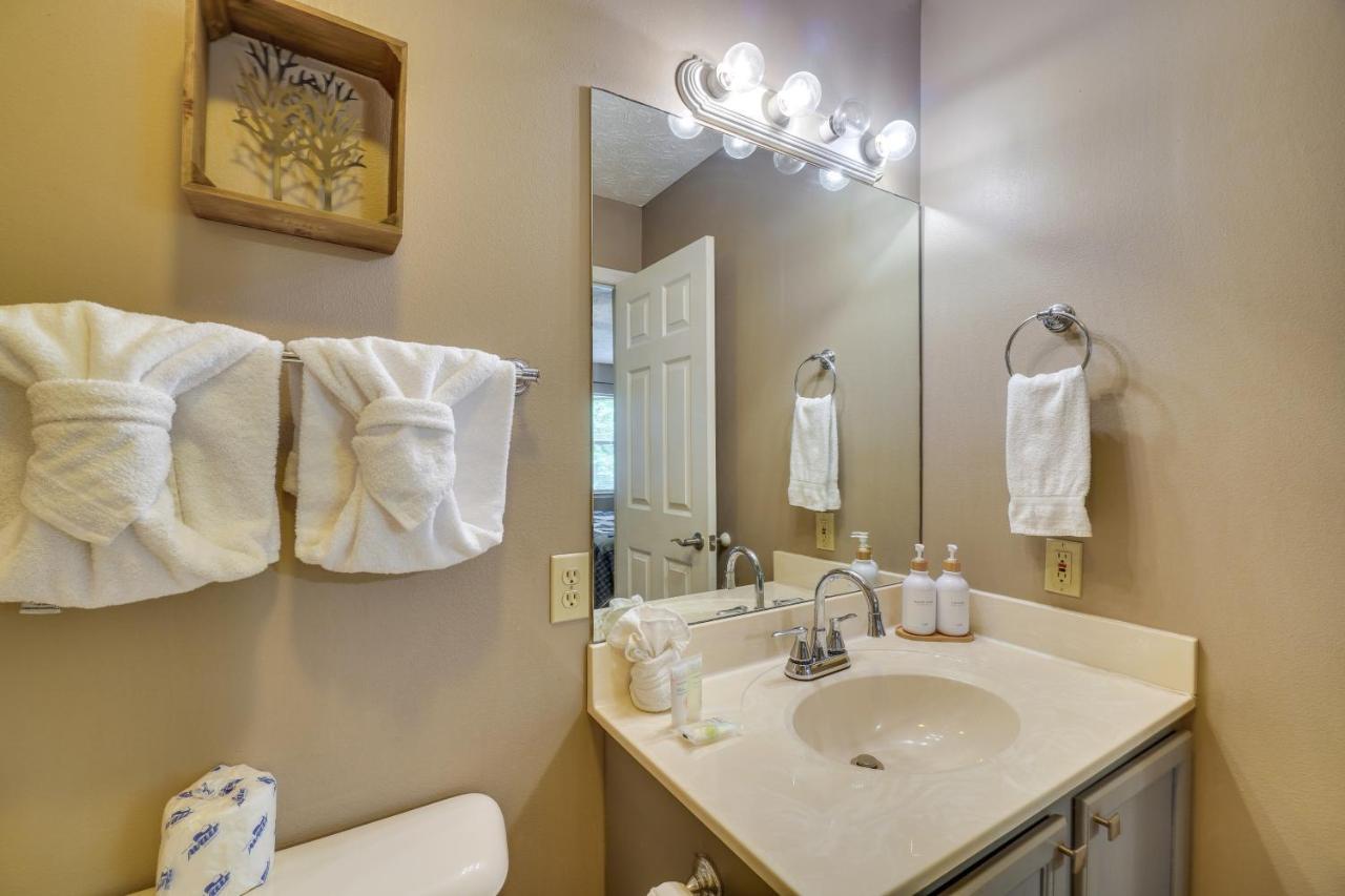 Gatlinburg Vacation Rental Balcony With Hot Tub! Bagian luar foto