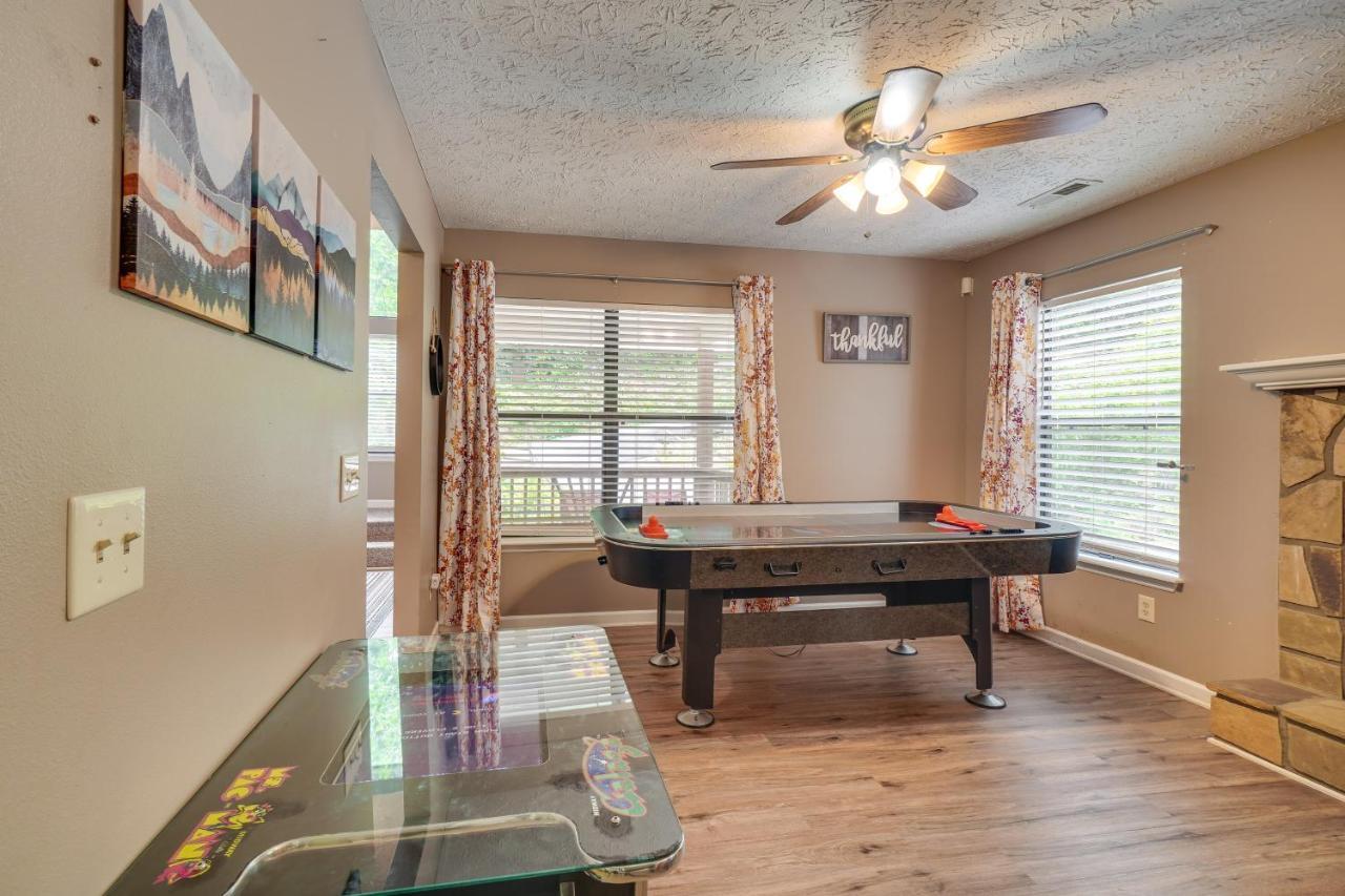 Gatlinburg Vacation Rental Balcony With Hot Tub! Bagian luar foto